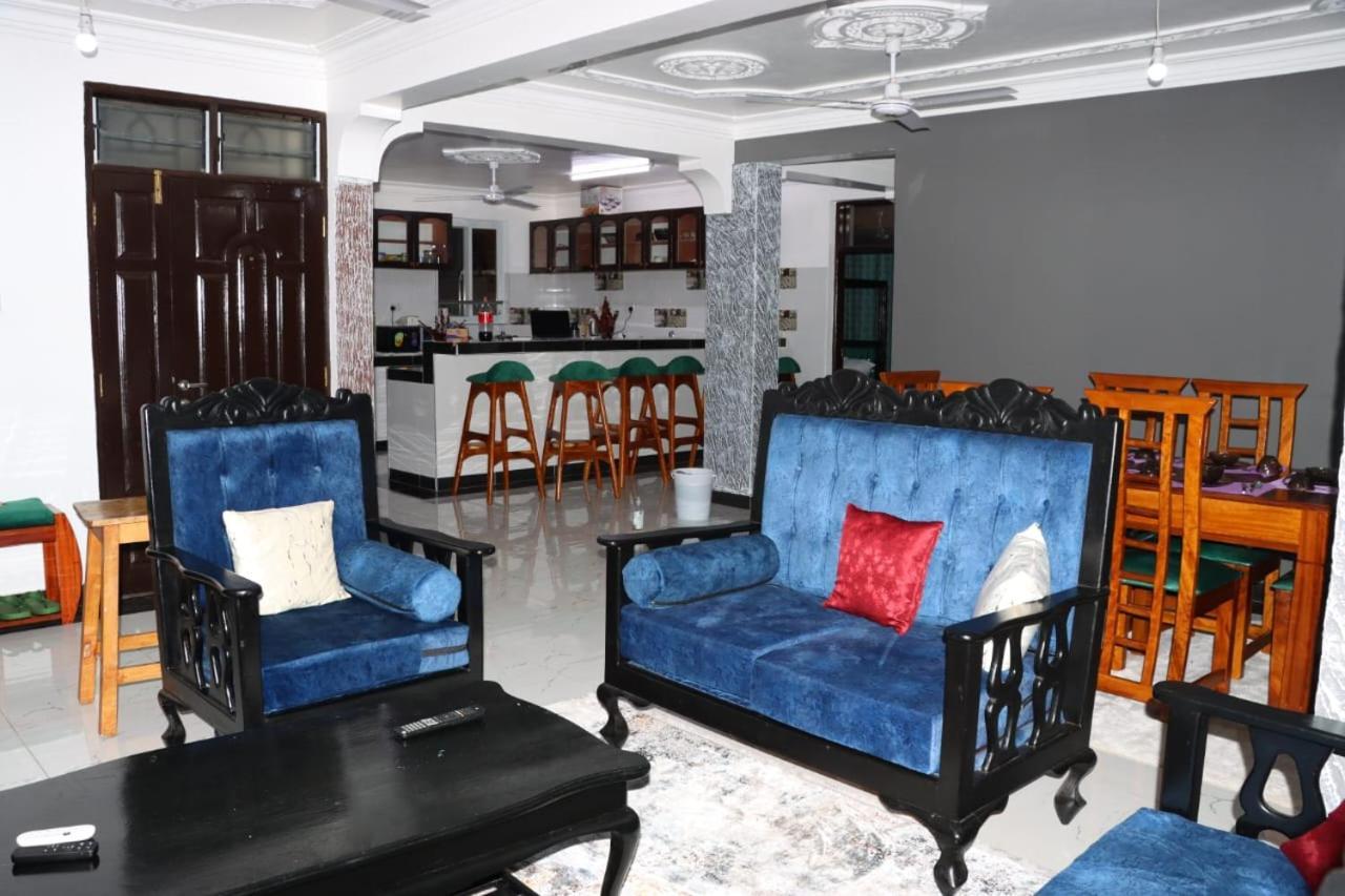 Bamburi-Utange Bed & Breakfast Mombasa Exterior photo